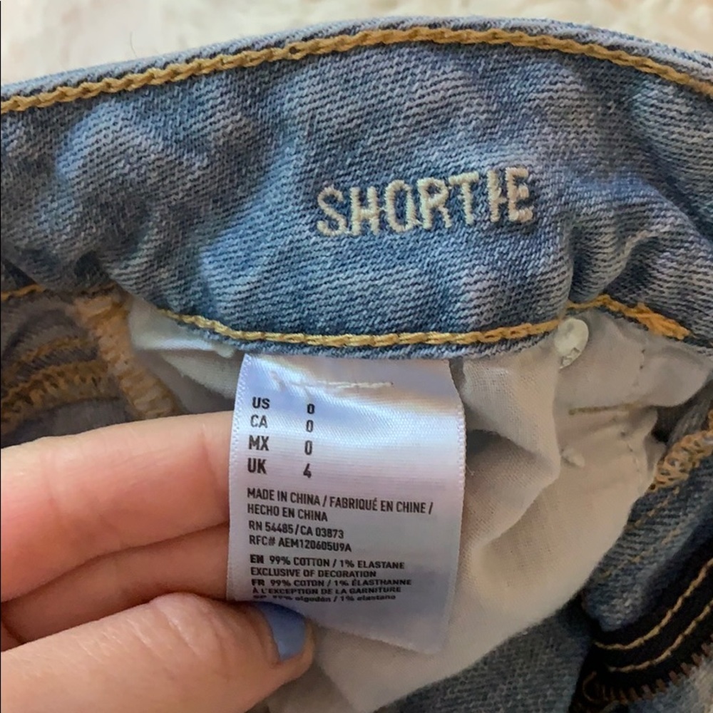 Shorts - Picture 3 of 3